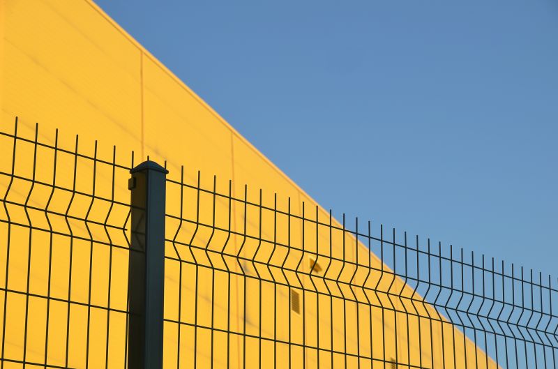 Metal Fence Construction in Pearland, TX